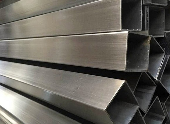 304不銹鋼管表面劃痕怎么處理？